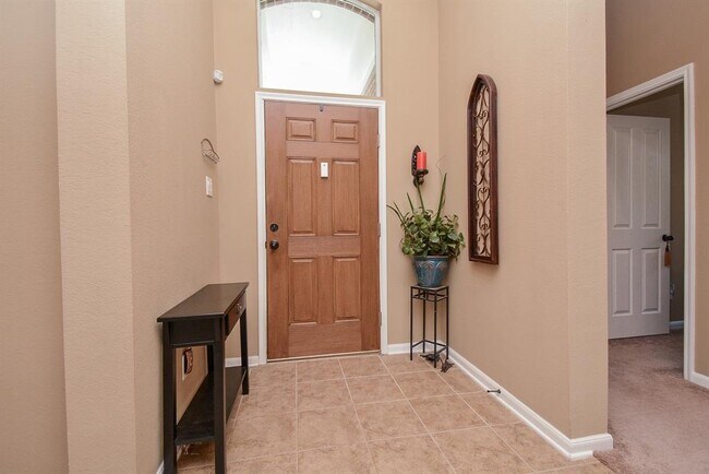 Building Photo - 2715 Farlow Ln