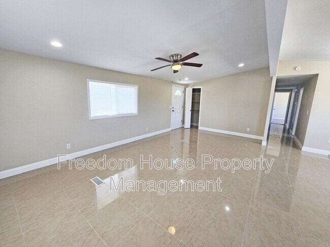 Building Photo - 1830 Casey Rd