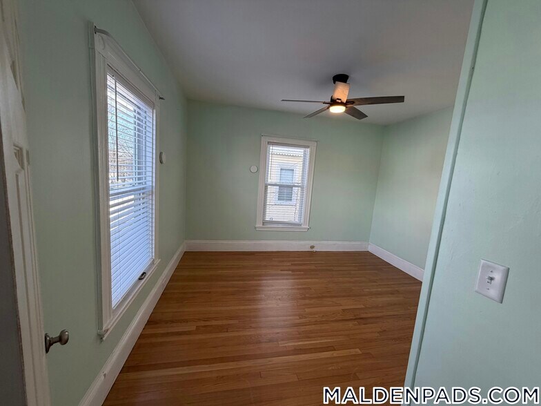 Building Photo - 214 Washington St