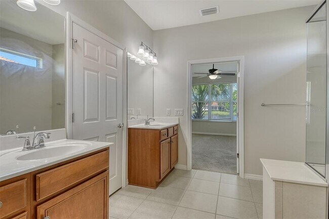 Building Photo - 19365 Rizzuto St