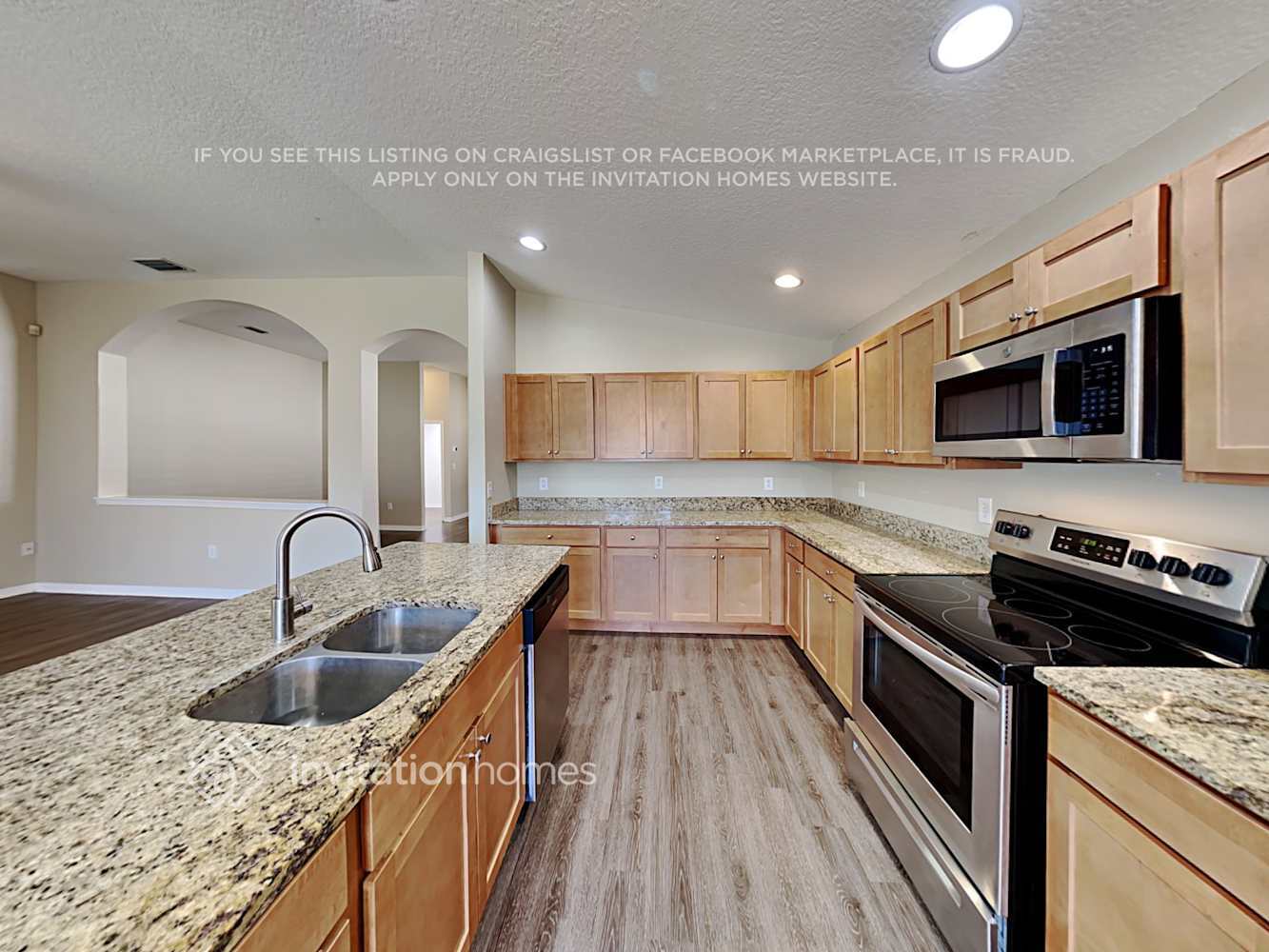 Building Photo - 13306 Old Florida Cir