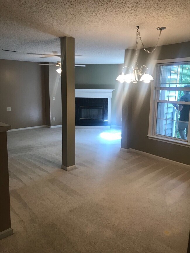 Building Photo - Coming Soon! 2 Beds 1.5 Baths! at River Vi...