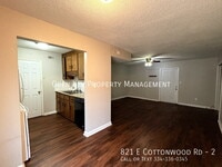 Building Photo - 821 E Cottonwood Rd