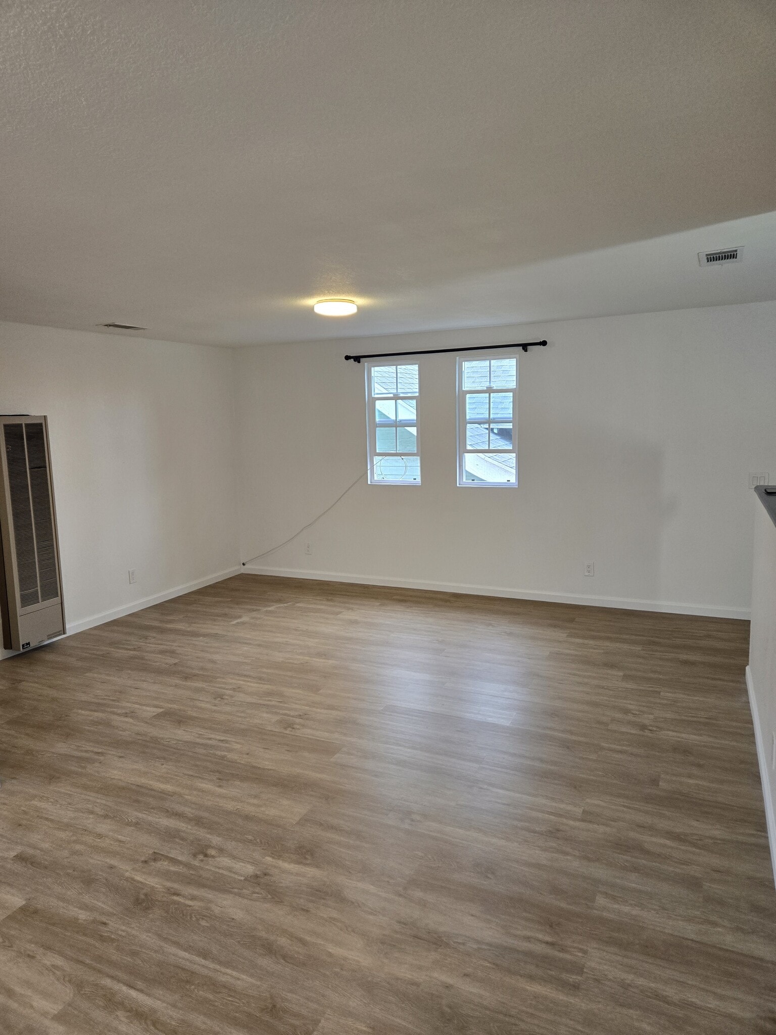 Building Photo - 1772 W 22nd St