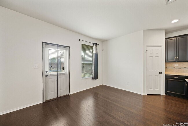 Building Photo - 9947 Cowboy Ln