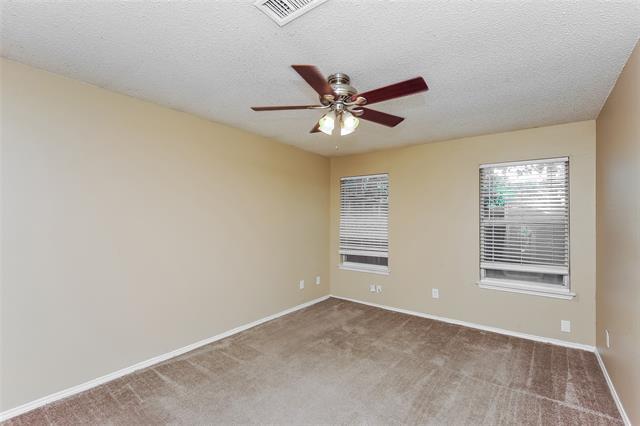 Building Photo - 1207 Cardinal Oaks Dr