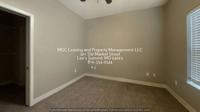 Building Photo - Handicap accessible apt on the 1st floor