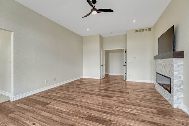 Building Photo - 11700 Coeur D Alene Dr
