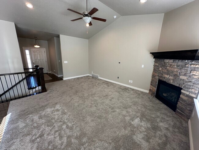 Building Photo - 3791 N Wyatt Earp Ave