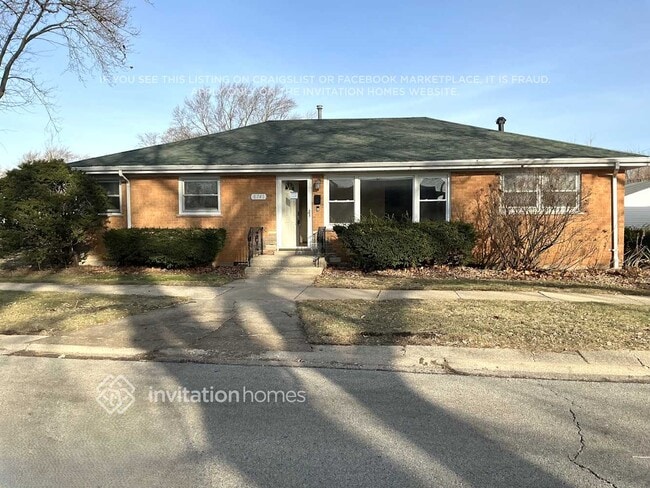 Building Photo - 8741 Sproat Ave