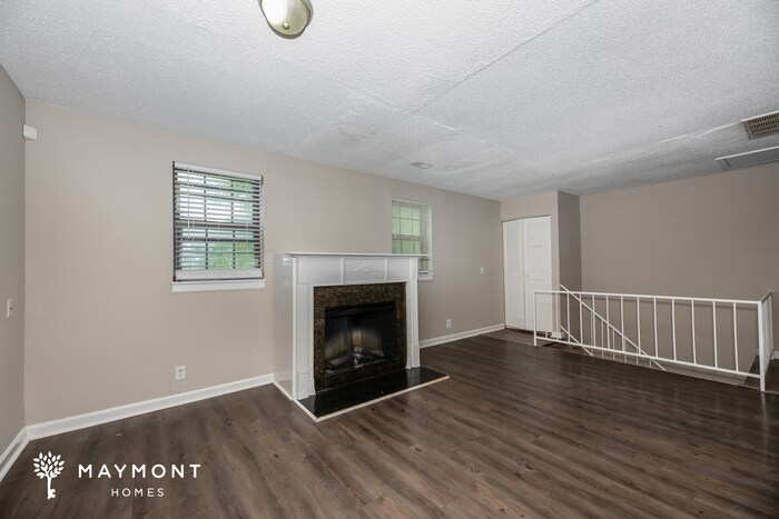 Building Photo - 4689 Longbranch