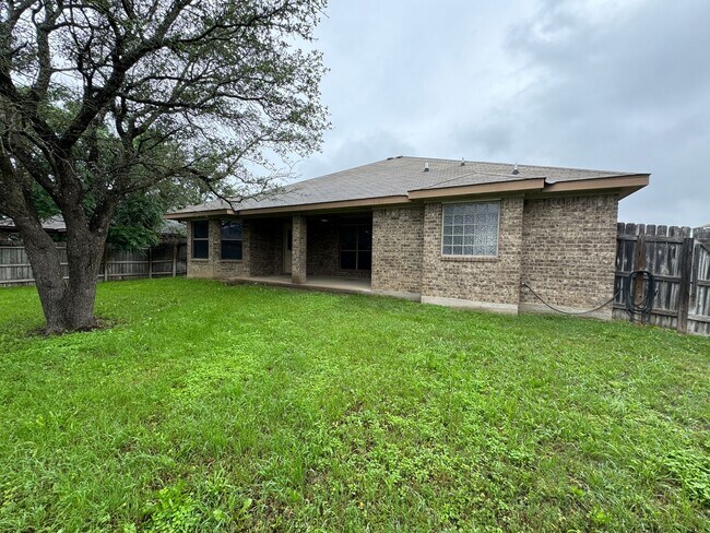 Building Photo - 708 Cody James Dr