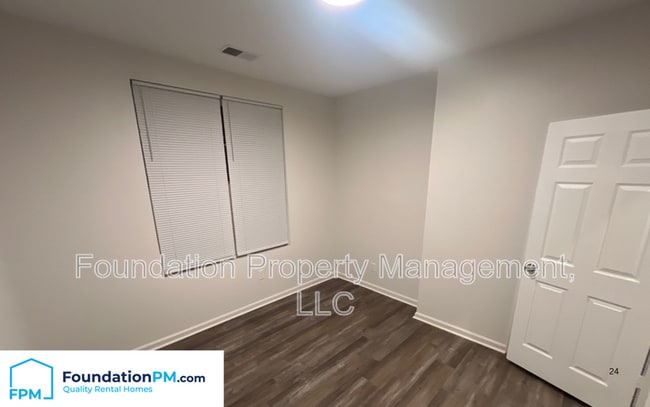 Building Photo - 754 E Trigg Ave