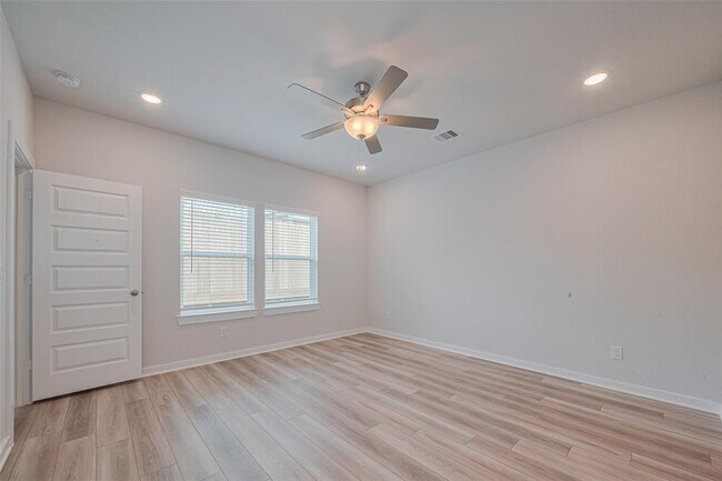 Building Photo - 8438 Sweet Cherry Ln