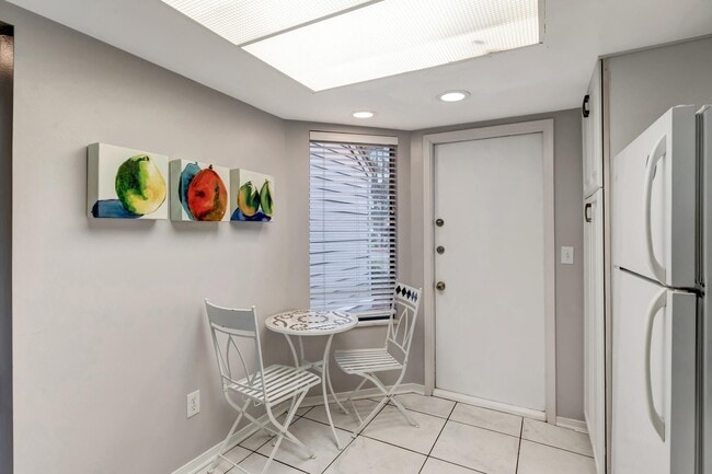 Building Photo - 290 Sandestin Blvd W