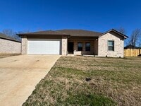 Building Photo - 65 Birchwood Dr