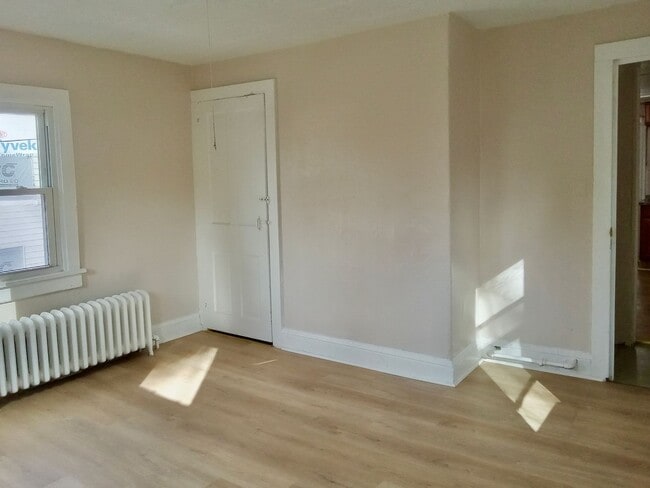 Building Photo - 53 Lincoln St