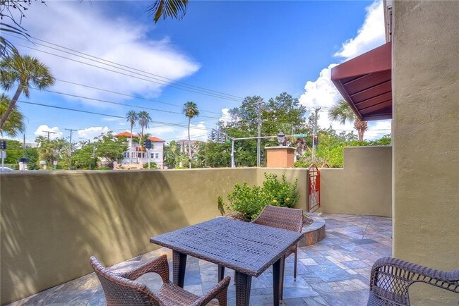 Building Photo - 4907 Bayshore Blvd