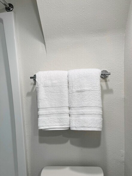 Building Photo - 2515 Burnet Ave