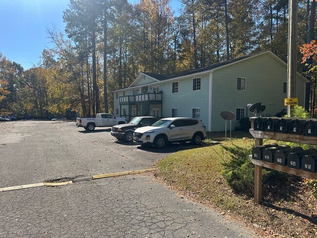 Building Photo - 435 Haltiwanger Rd