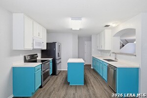 Building Photo - 11102 Dewberry Field