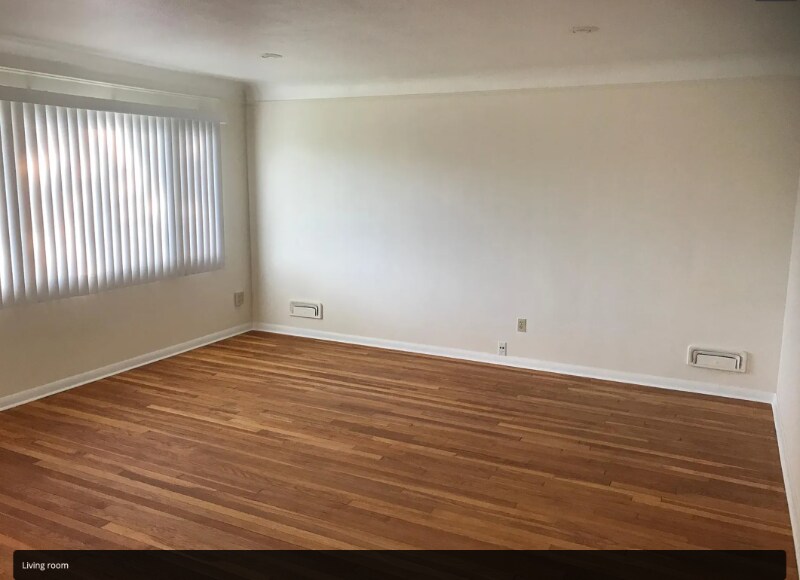 Building Photo - 5535 W 54th St