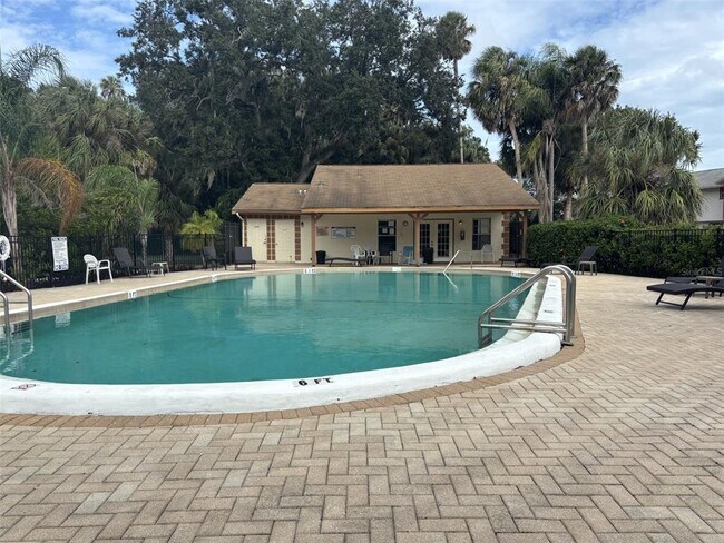 Building Photo - 7035 Cognac Dr