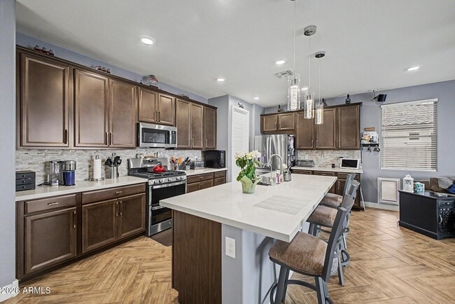 Building Photo - 17279 W Dahlia Dr