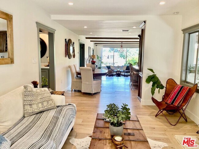 Building Photo - 12208 Laurel Terrace Dr