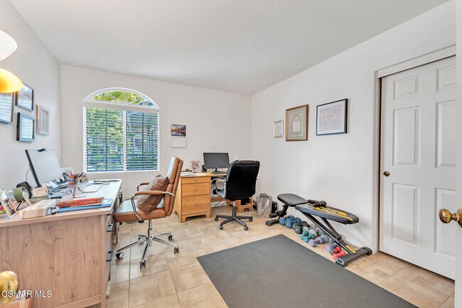 Building Photo - 5050 Golden Nugget Way