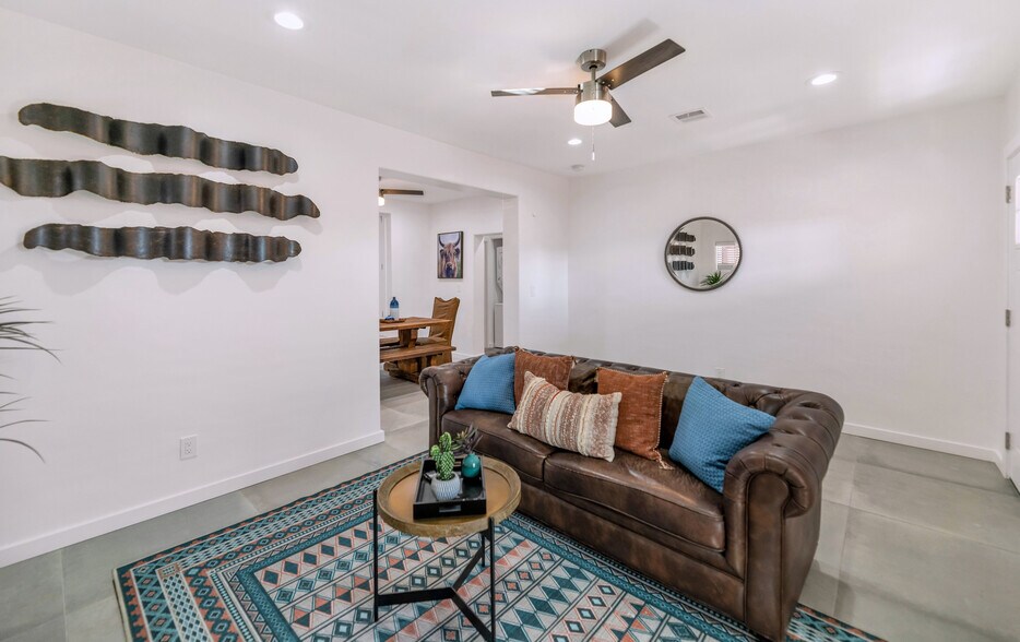 Building Photo - 2610 N 24th St