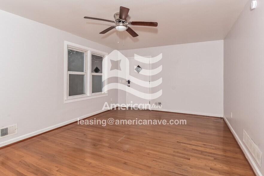 Building Photo - 35 Cavalier Ct