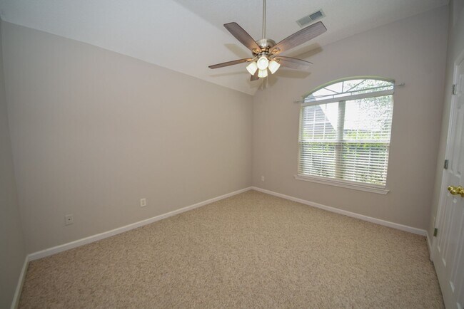 Building Photo - Gorgeous 3 bed, 2 bath with BONUS in Cordova.