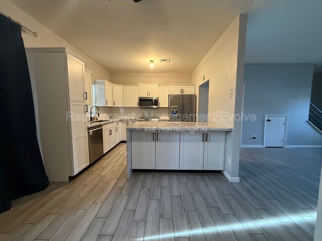 Building Photo - 18626 N 34th Ave