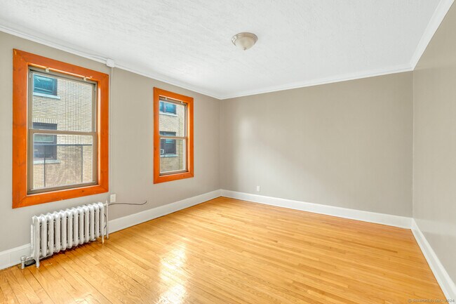 Building Photo - 35-39 Sumner St