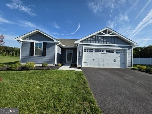 Building Photo - 38493 Barberry St