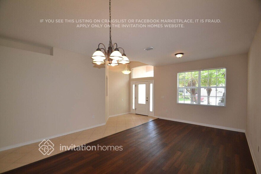 Building Photo - 8819 Haven Harbour Way