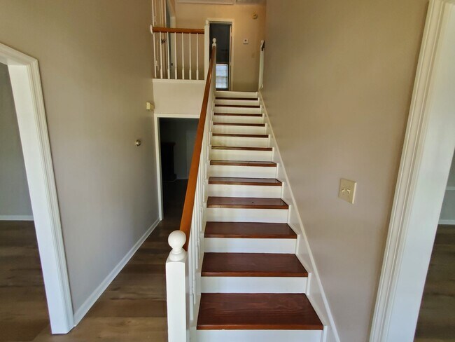 Building Photo - 6407 Thistle Ln NW