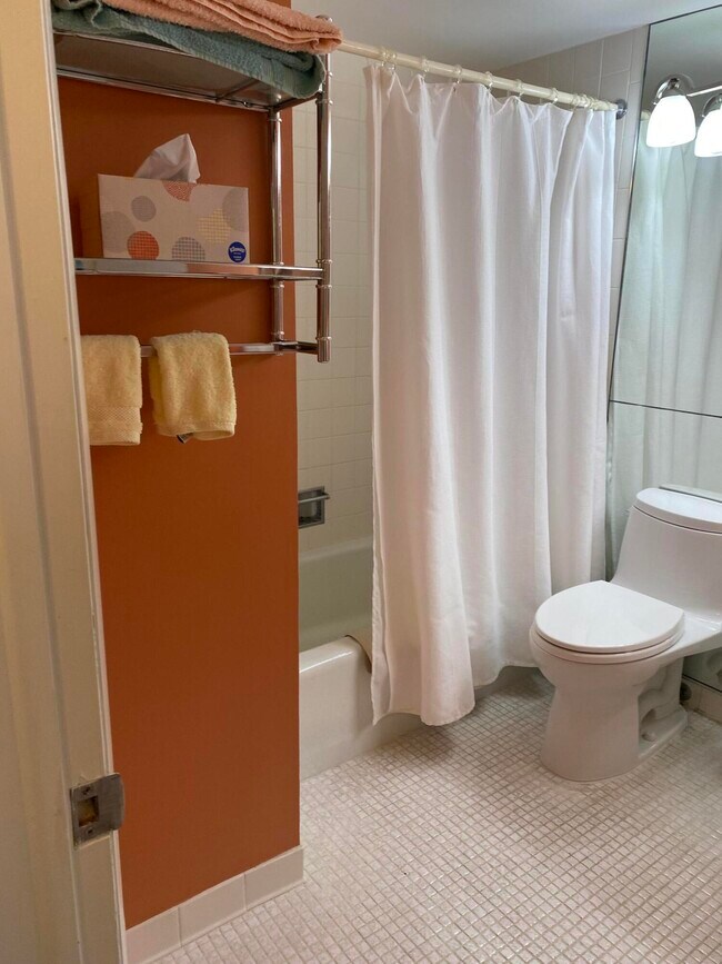 Building Photo - 3590 S Ocean Blvd