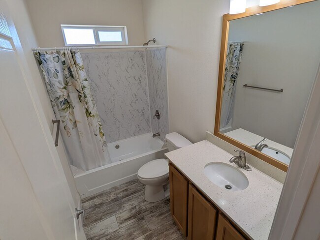 Building Photo - 6855 Equinox Ln