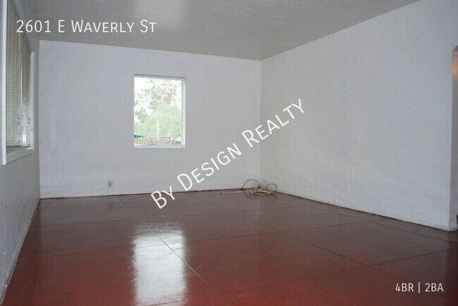 Building Photo - Blenman-Elm 4 Bed 2 Bath - Reserve NOW for March 2026 or Later