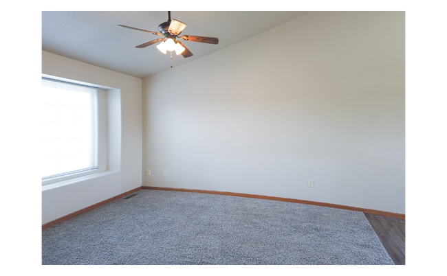 Building Photo - 1200 Copperfield Dr