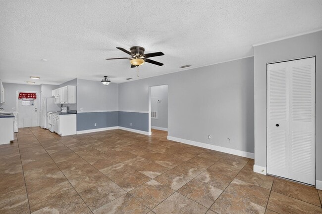 Building Photo - 12310 Tavares Ridge Ct