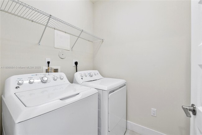 Building Photo - 8301 NW 41st St
