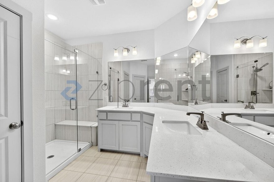 Building Photo - 3909 Sukay Dr