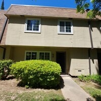 Building Photo - Nice 3 bedroom condo near CSUS.  Available for move in this month.