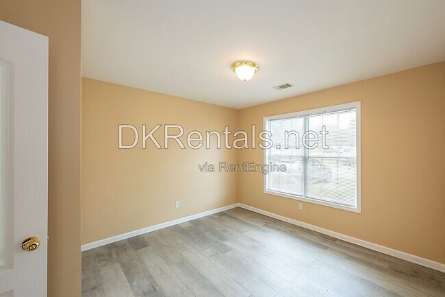 Building Photo - 7712 Autry Cir