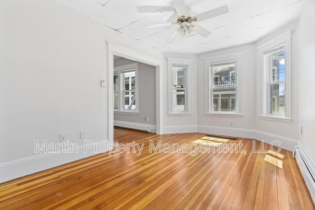 Building Photo - 23 Park St