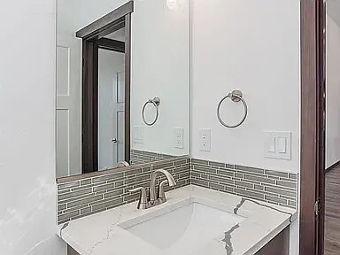 Building Photo - 6617 Sockeye Ln