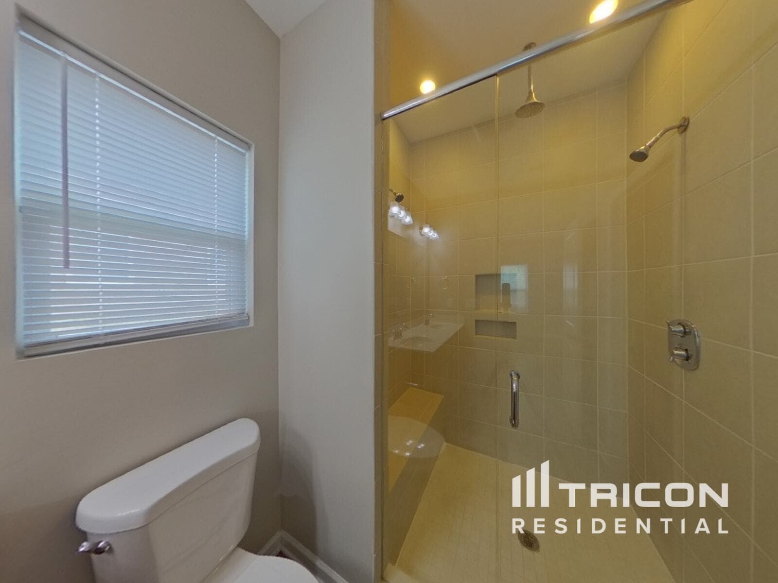 Building Photo - 2648 Andes Dr